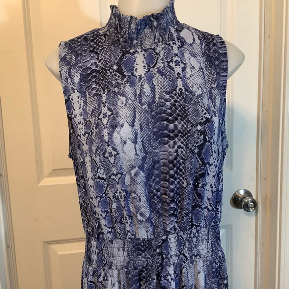 Nanette Lepore sneake print dress size 12 - Picture 7 of 12